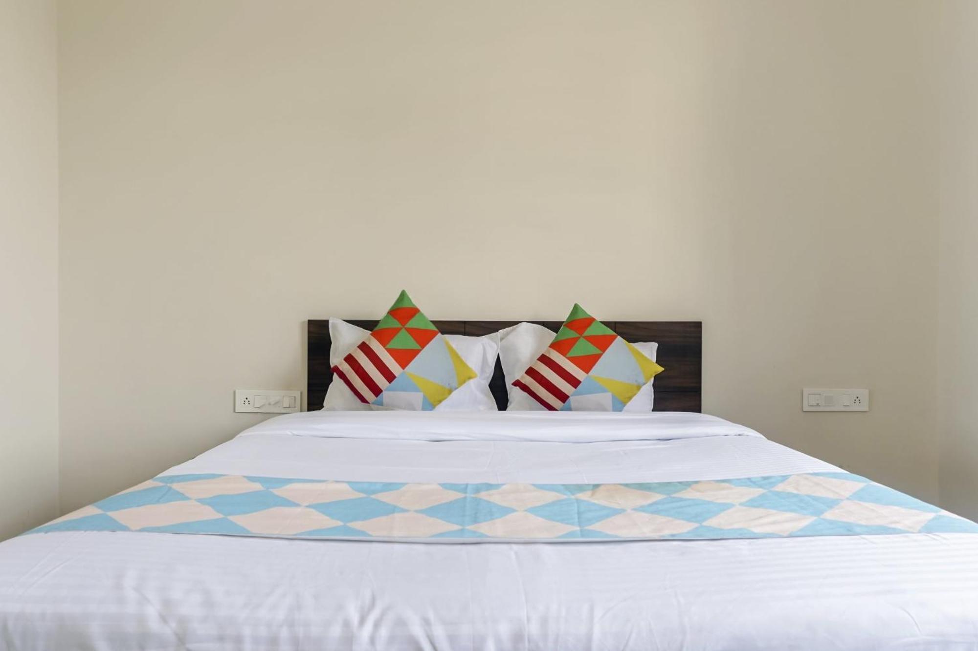 Hotel O Home Elegant Prime Ville Chinchvad Zewnętrze zdjęcie
