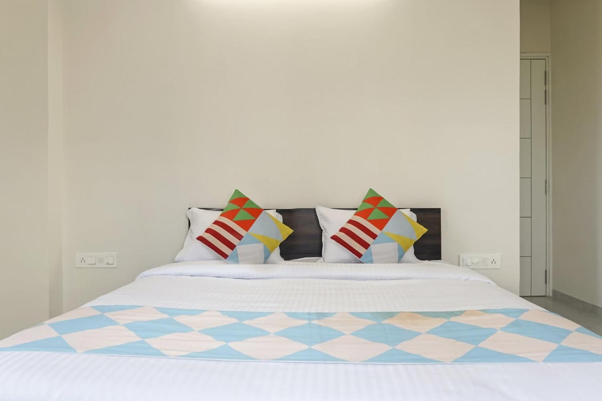 Hotel O Home Elegant Prime Ville Chinchvad Zewnętrze zdjęcie