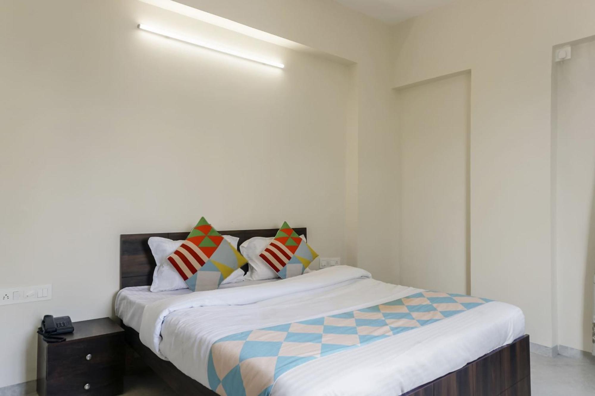 Hotel O Home Elegant Prime Ville Chinchvad Zewnętrze zdjęcie
