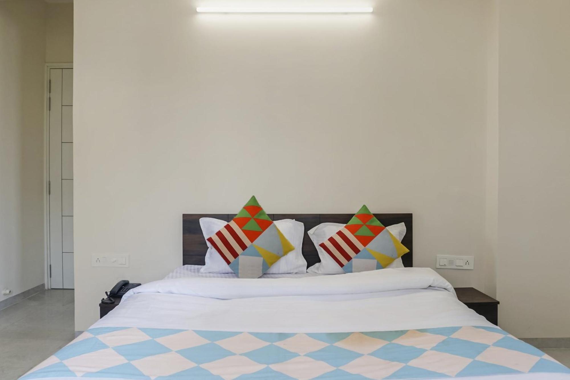 Hotel O Home Elegant Prime Ville Chinchvad Zewnętrze zdjęcie
